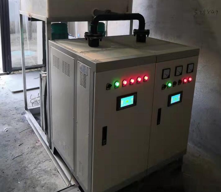 電鍋爐